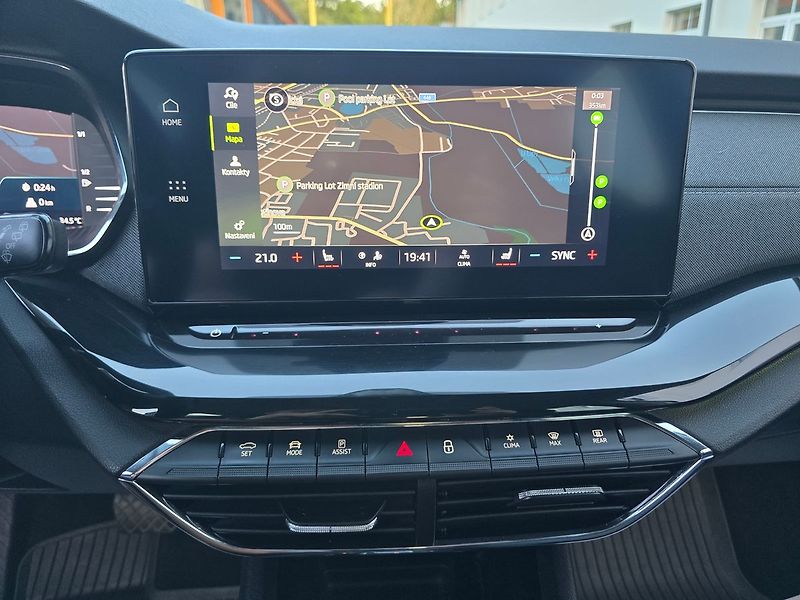 Škoda Octavia 2.0TDi 110kW DSG STYLE + NAVI - fotka 33 z 44