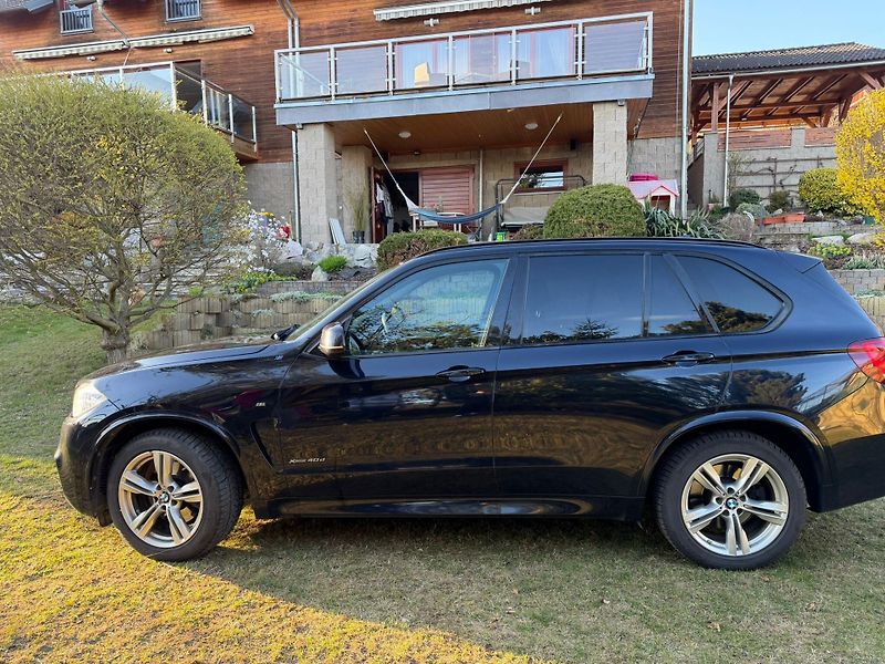 BMW X5 (2014) 4.0D 3.0 /230kW servis,rozvody - fotka 3 z 11