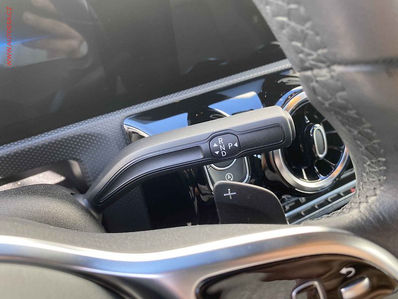 Mercedes-Benz Třídy A (2022) 1.3 CGi A 180, ČR, AT, LED - fotka 19 z 24