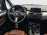 BMW Řada 2 (2017) M Sport 220i Gran Tourer - náhled 7