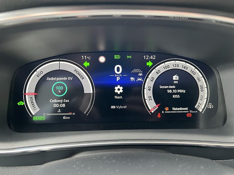 Toyota Corolla (2026) TS 1.8 HEV COMFORT TECH - fotka 7 z 19