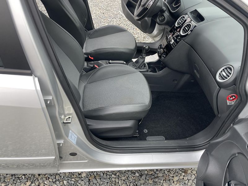 Opel Corsa 1.2i 80PS 141000KM KLIMA STK!! - fotka 142 z 169