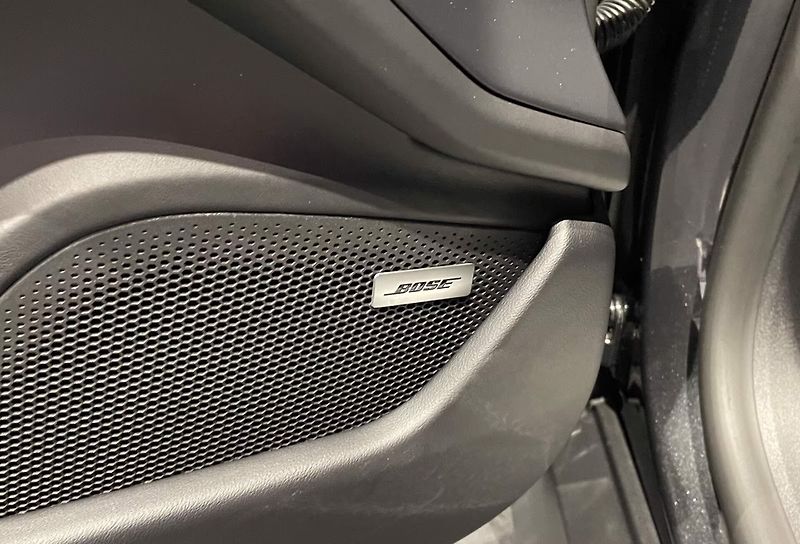 Porsche Taycan 4S Sport Turismo HuD BOSE 360 - fotka 17 z 23