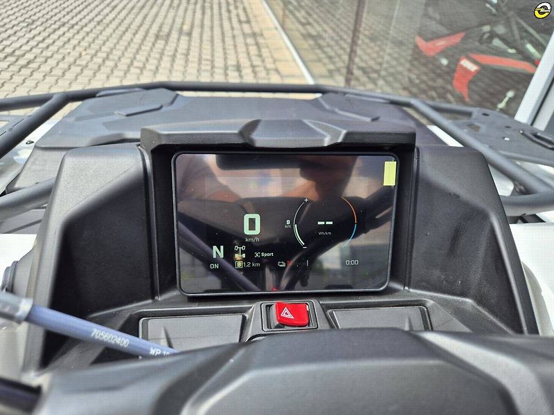 Can-Am Outlander Max 650 XT (2026) Outlander MAX Electric T3b MY2 - fotka 22 z 23