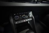 Škoda Karoq 2,0 TDI DSG KEYLESS VÝHŘEV ČR - náhled 20