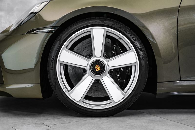 Porsche 911 TURBO 50 YEARS Keramiky Pano - fotka 2 z 30