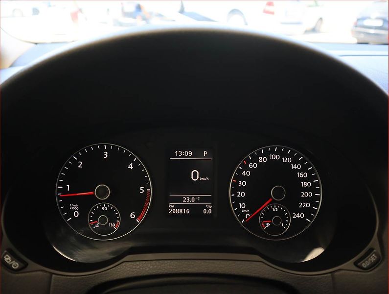 Seat Alhambra (2013) 2.0 TDI, Automat, Serv.kniha - fotka 11 z 20