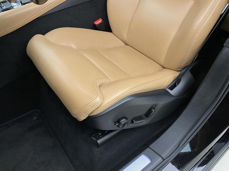Volvo XC90 B5 AWD INSCRIPTION AUT CZ - fotka 25 z 48