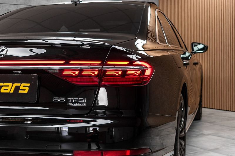 Audi A8 55 TFSI LONG*ZÁRUKA*N.TOPENÍ* - fotka 47 z 51