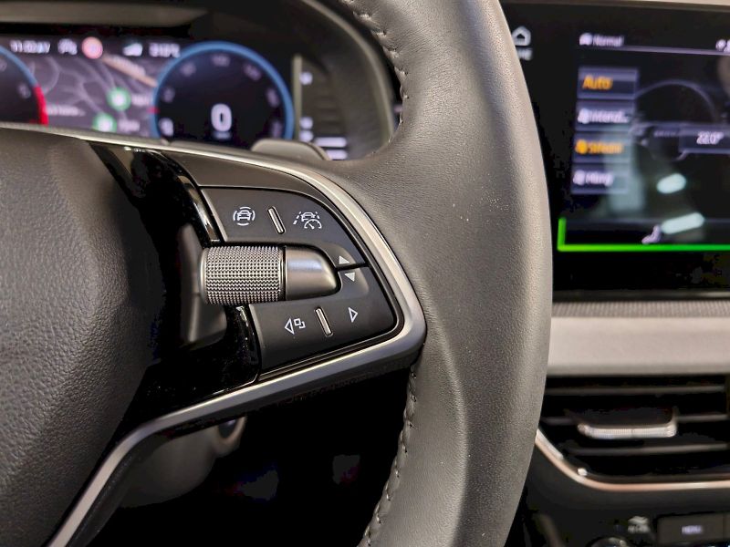 Škoda Scala (2025) 1.0 TSI 85 kW DSG Top Selectio - fotka 9 z 29