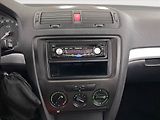 Škoda Octavia (2008) 1.6, po STK, rezervace - náhled 12