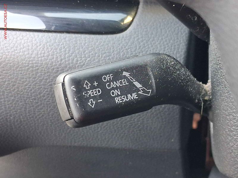 Seat Alhambra (2017) 1.4 TSi, FR, bixen, TZ, DSG - fotka 20 z 23