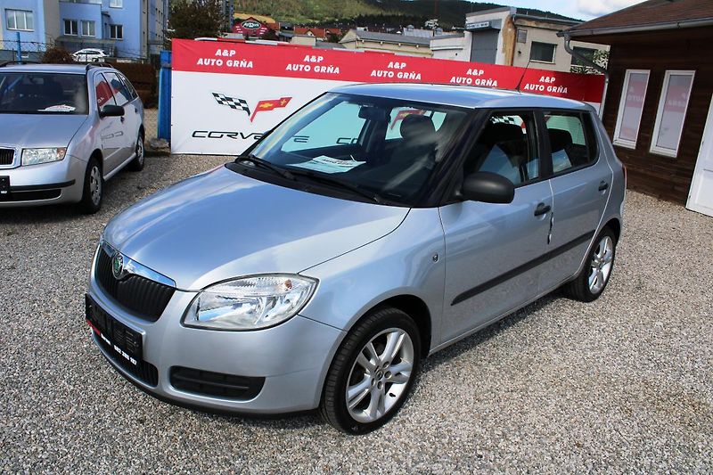 Škoda Fabia (2010) REZERVACE - fotka 3 z 15
