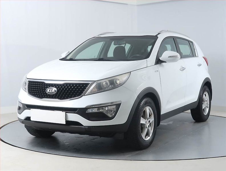 Kia Sportage (2016) 2.0 CRDi, 4X4, Tempomat - fotka 2 z 15