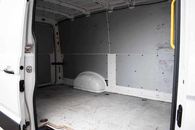 Volkswagen Crafter 2.0TDi*L1H1*SERVIS VW*DPH* - fotka 25 z 25