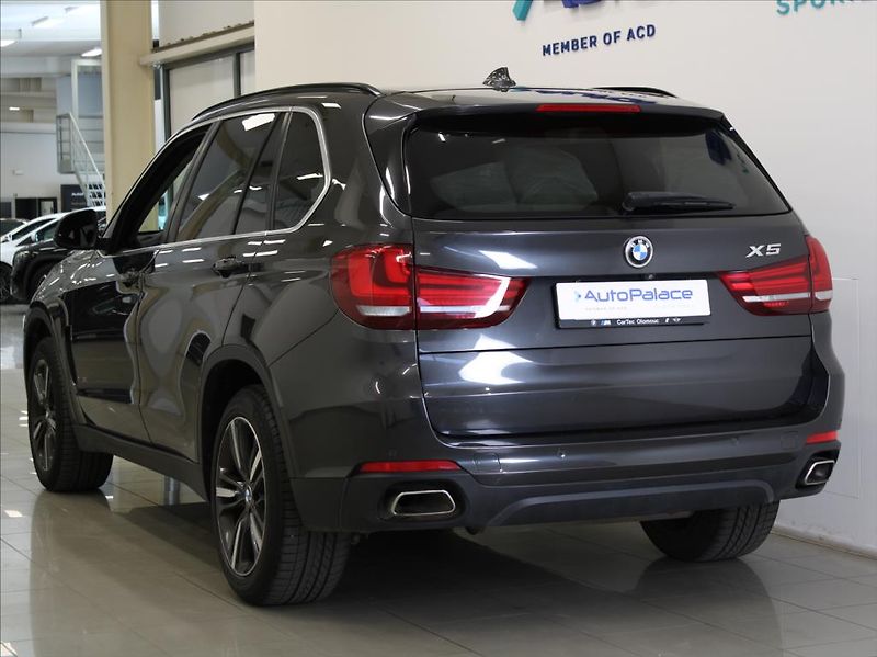 BMW X5 3,0 30d 190kW xDrive Tažné DPH - fotka 3 z 25