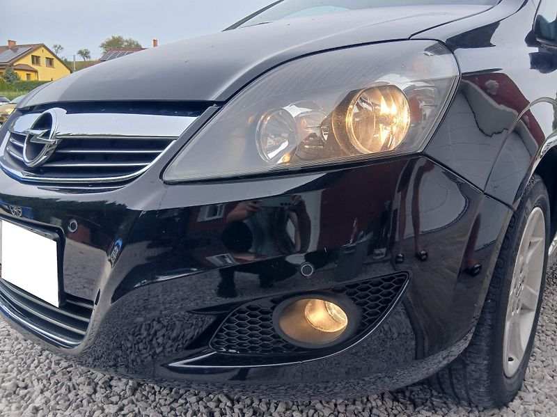 Opel Zafira 1.7 CDTi - fotka 28 z 34
