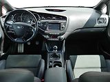 Kia Ceed (2014) 1.6T-GDi, AC, navi, park - náhled 8
