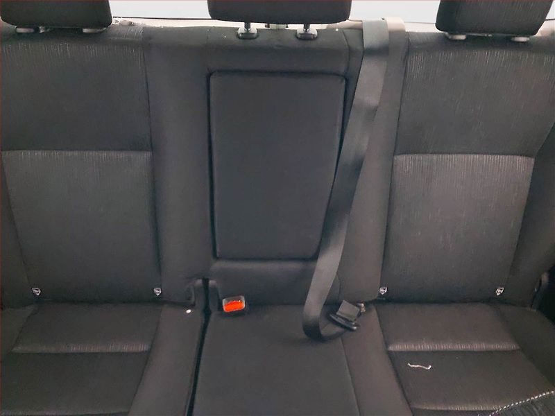 Toyota Hilux (2020) DoubleCab 2.4 D-4D - fotka 10 z 17