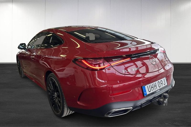 Mercedes-Benz CLE 300 4M AMG Pano HuD Burm Venti - fotka 6 z 21