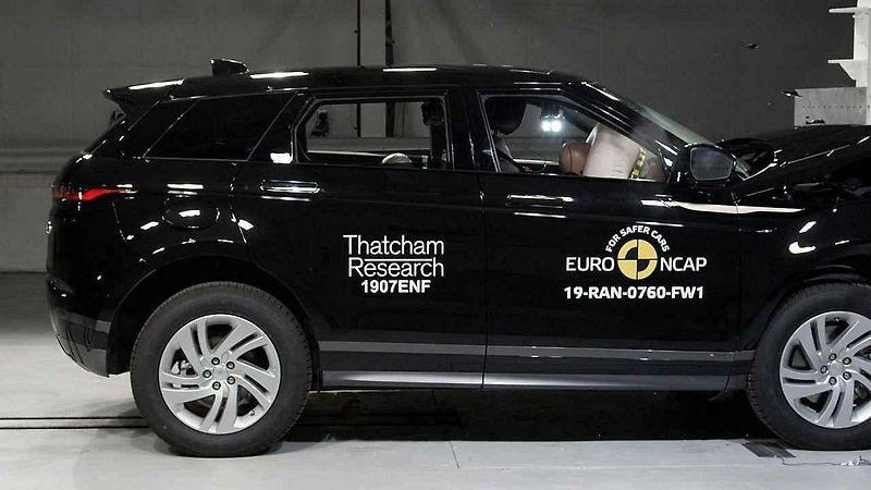 Testované CR-V byl hybridní model. Právě nové pohony nutí zástupce Euro NCAP přistupovat ke keždému vozu s maximálně individuálním přístupem.