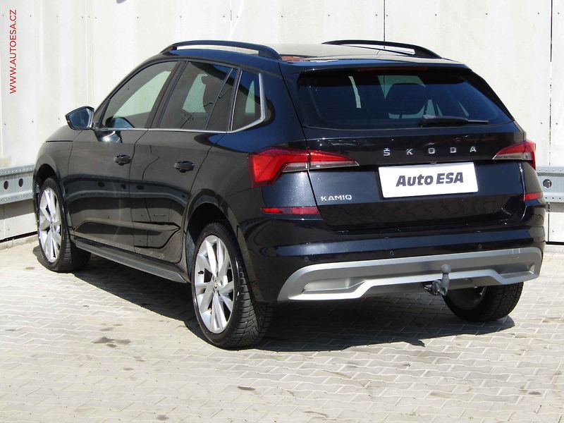 Škoda Kamiq (2021) 1.0 TSi, Style, kůže, TZ - fotka 6 z 20