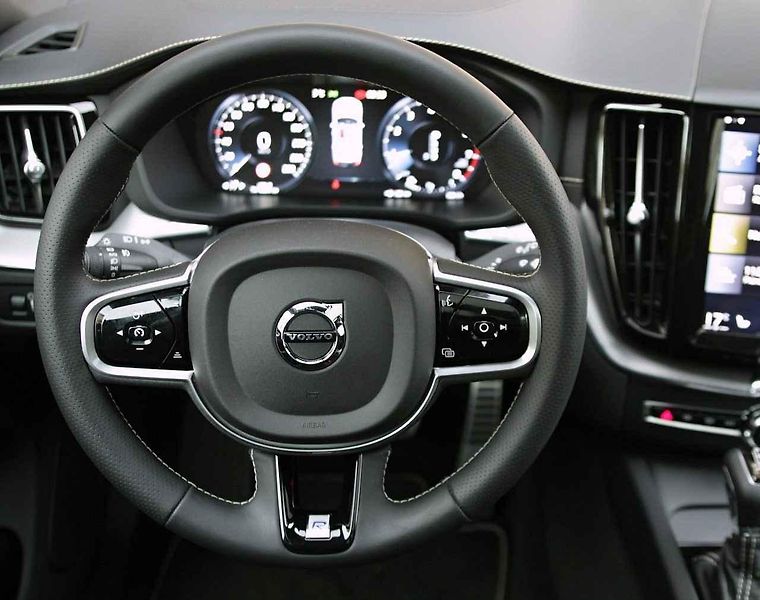 Volvo XC60.