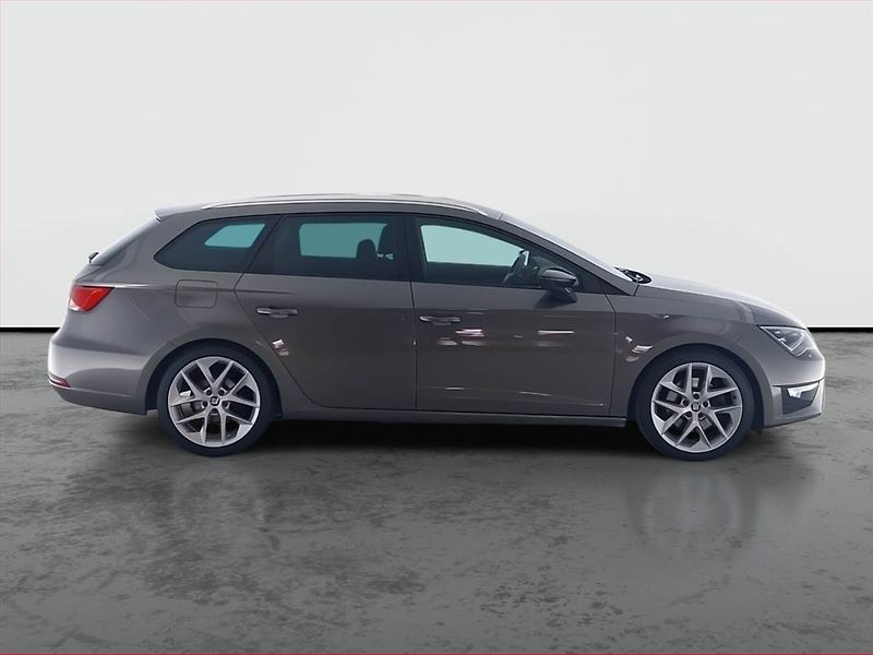 Seat Leon (2014) 2.0 TDI, Tempomat - fotka 6 z 19