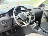 Škoda Octavia 2,0 TDI 4X4 TAŽNÉ 2T - náhled 10
