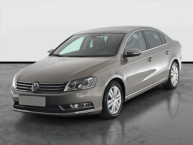 Volkswagen Passat (2011) Highline 2.0 TDI, Xenony - fotka 2 z 16
