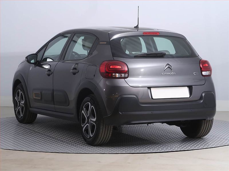 Citroën C3 (2023) 1.2 PureTech, ČR,1.maj - fotka 4 z 19