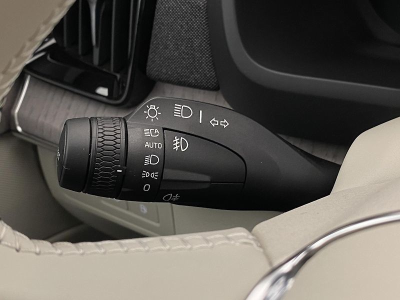 Volvo XC90 (2026) T8 AWD Plug-in BRIGHT PLUS 7m - fotka 32 z 70