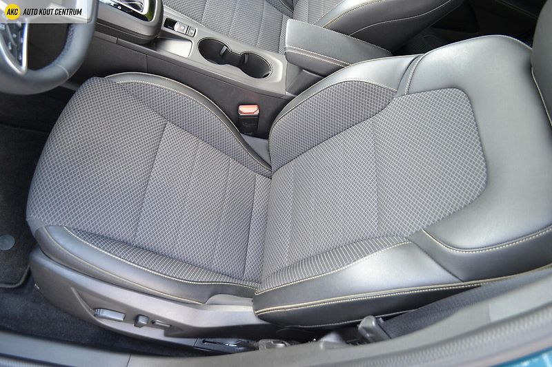 Renault Arkana Techno mild hybrid 140 EDC - fotka 22 z 47