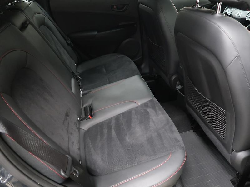 Hyundai Kona 1,6 145 kW N-line 1.majitel - fotka 14 z 35