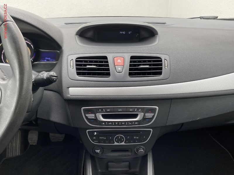 Renault Mégane (2010) 1.4TCe, 2.maj,ČR, STK3/28 - fotka 12 z 15