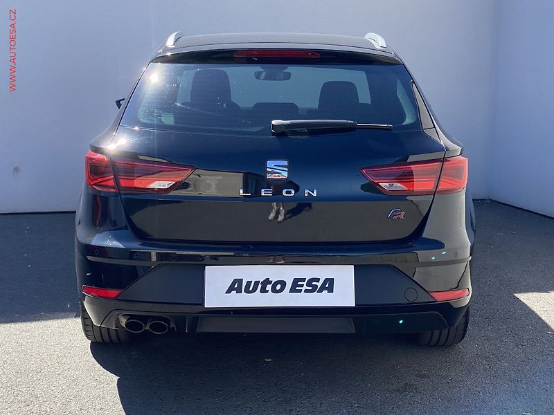 Seat Leon (2017) 1.8 TSi, FR, DSG, LED, kamera - fotka 5 z 18