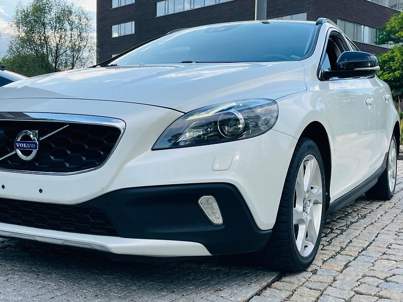 Volvo V40 2.0i AUT 1MAJITEL CROSS COUNTR - fotka 46 z 49