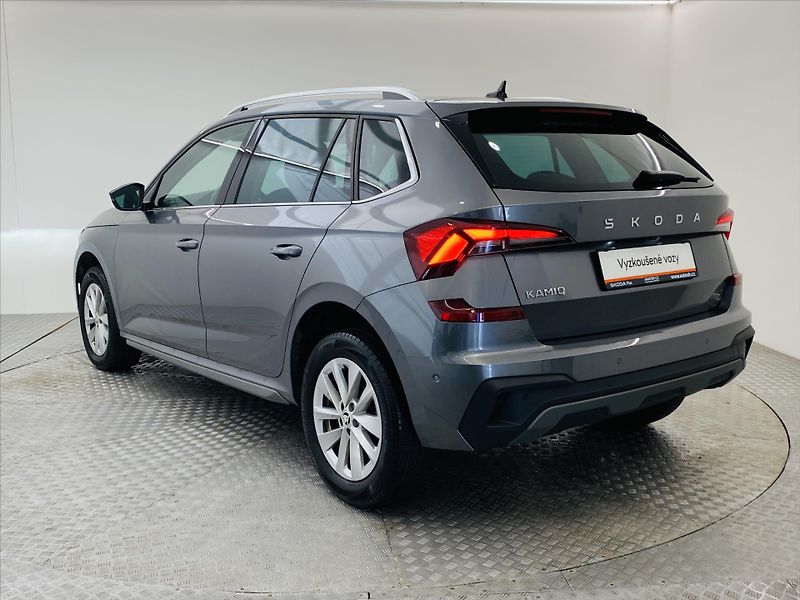 Škoda Kamiq 1,5 TSI 110kW DSG Top Selectio - fotka 26 z 29