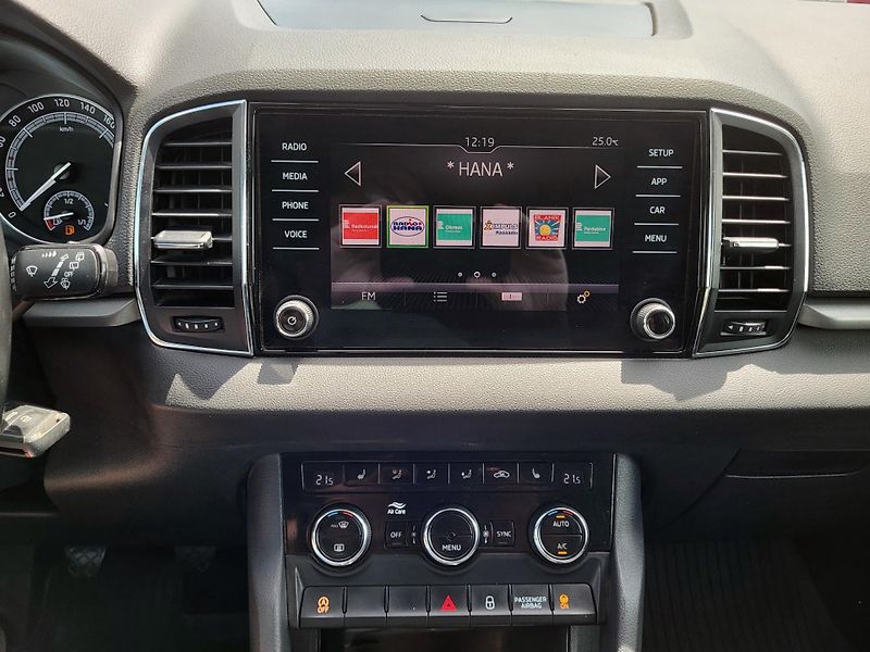 Škoda Karoq 2.0 TDi 110kW 4x4 AMBITION *ČR - fotka 13 z 47