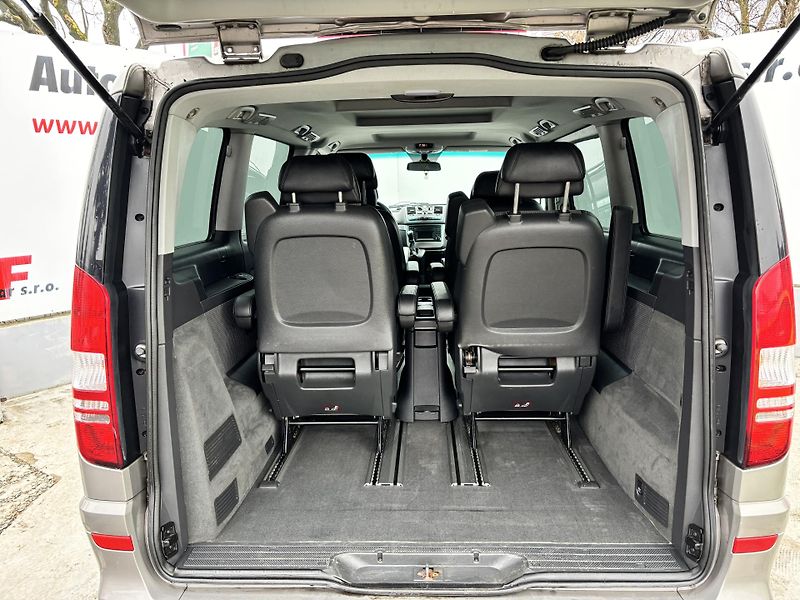 Mercedes-Benz Viano (2011) 3.0CDI V6 165KW Alu kola - fotka 9 z 27