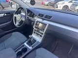 Volkswagen Passat (2012) 1,6 TDI 77 KW KOLA STK - náhled 33