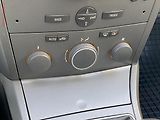 Opel Astra (2005) 1.6i, ČR, AC, tažné - náhled 12