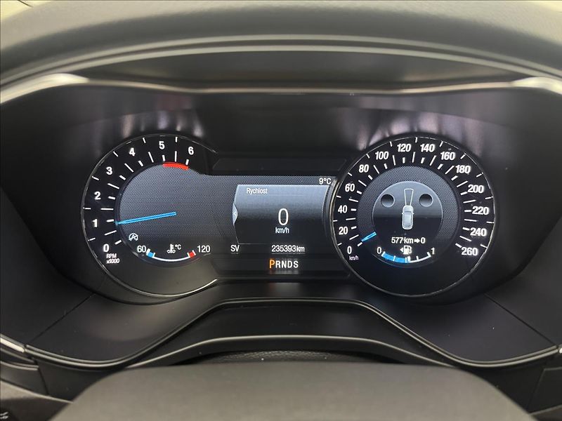 Ford Mondeo 2,0 110kW AT NAVI DPH LED ACC - fotka 13 z 41