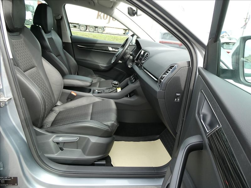 Škoda Karoq 2,0 TDi 110kW,DSG,4x4,1majitel - fotka 26 z 45