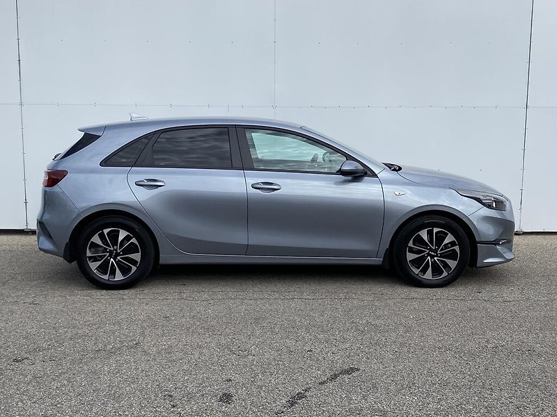 Kia Ceed 1.5 T-GDi 103 kW Spin - fotka 3 z 26