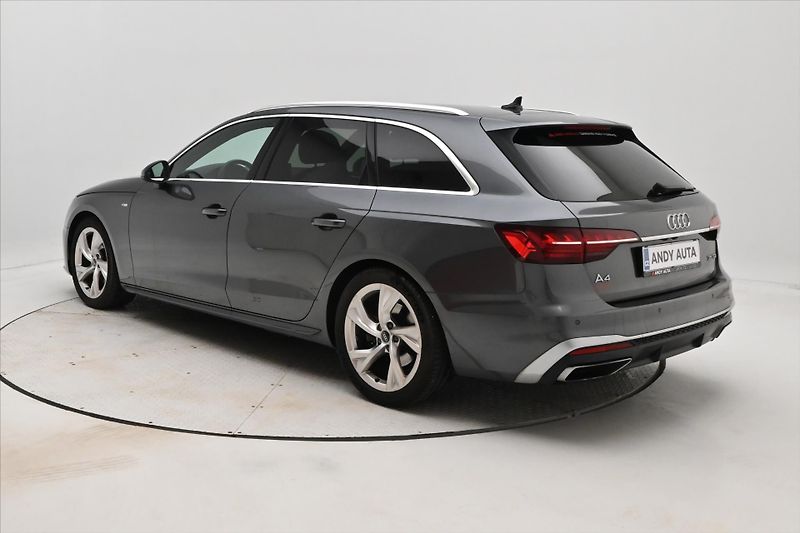 Audi A4 2,0 TDI 120kW S-LINE S-Tronic - fotka 7 z 26