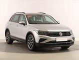 Volkswagen Tiguan (2021) Life 1.5 TSI, digi klima - náhled 1