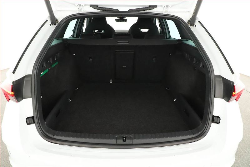 Škoda Octavia (2022) 2.0 TDI - fotka 11 z 25