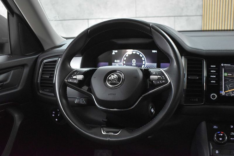 Škoda Kodiaq 2.0 TDI 110kW*DSG*KAMERA*DPH* - fotka 16 z 37