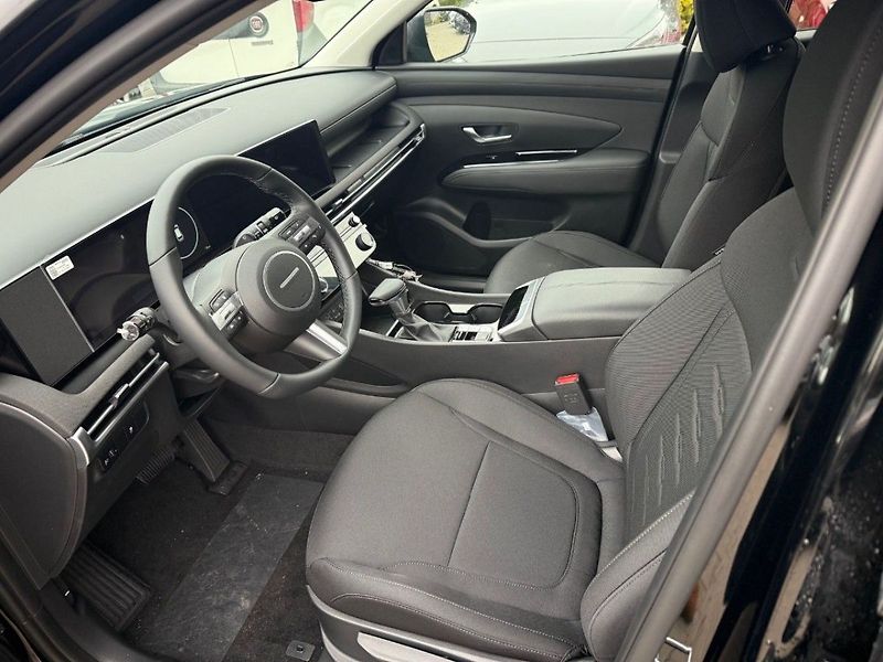 Hyundai Tucson 25 1,6 T-GDI 2WD DCT STYLE - fotka 8 z 8